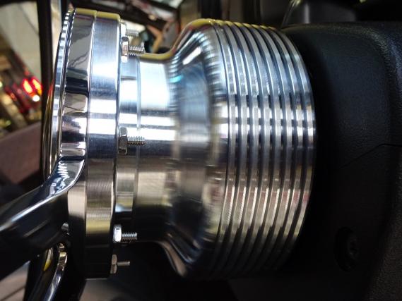 ハイエースのカスタマイズなら、ワールドコーポレーションにお任せ