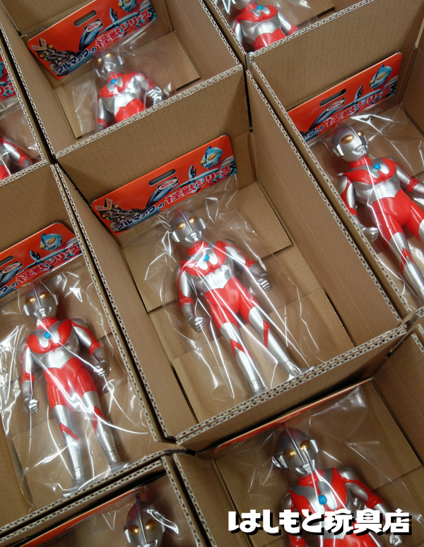 ブルマァク ウルトラマン50 (シルバー) ソフビ-古川雄大 dvd ROAD