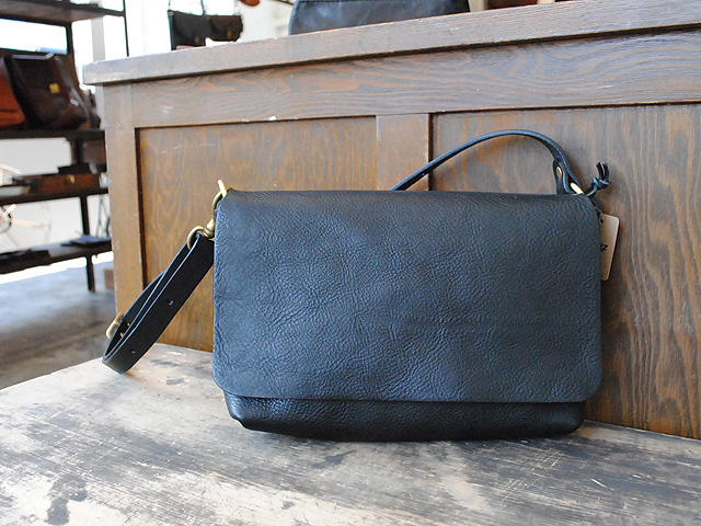 大阪店にもオルガン商品あります｜革鞄・革小物のHERZ公式通販