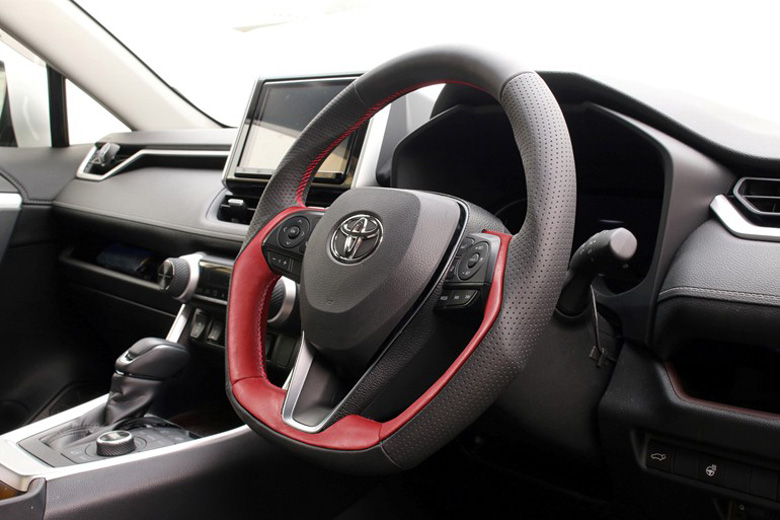 トヨタ D-TYPE KENSTYLEオリジナルステアリング - KENSTYLE／ケン