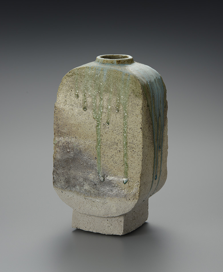 益子陶芸美術館／陶芸メッセ・益子 | コレクション（加守田章二：灰釉