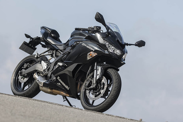 SCREAM！ 17000rpm再び Kawasaki ZX-25R – WEB Mr.Bike