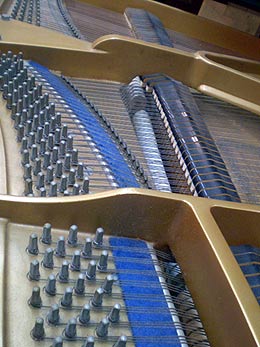 カワイグランドピアノKG5ピアノ修理高知県よりはるばると