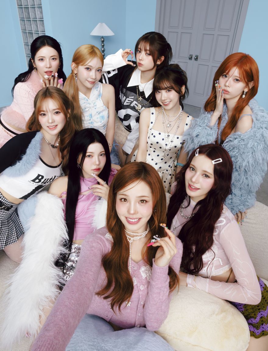 NiziU Official Website