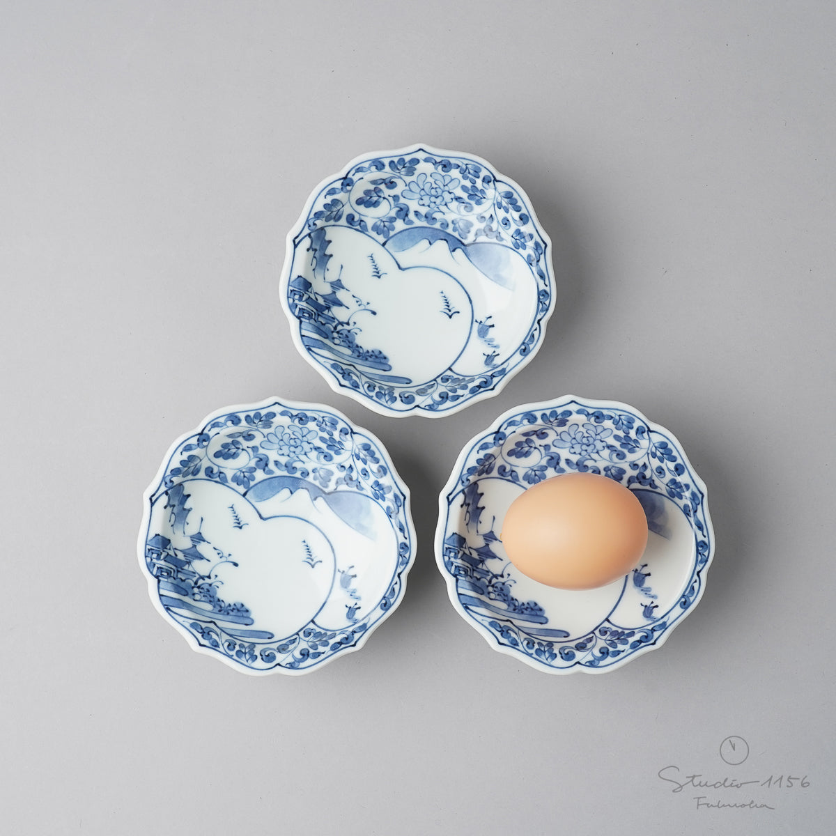 波佐見焼 染付間取山水 桔梗渕高台皿 10cm 高山陶器｜Studio1156