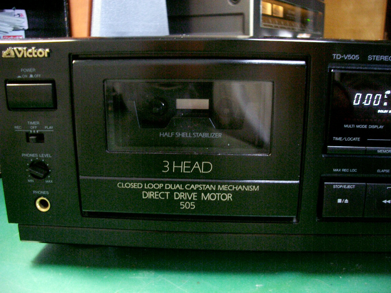 Victor カセットデッキ TD-V505 の修理