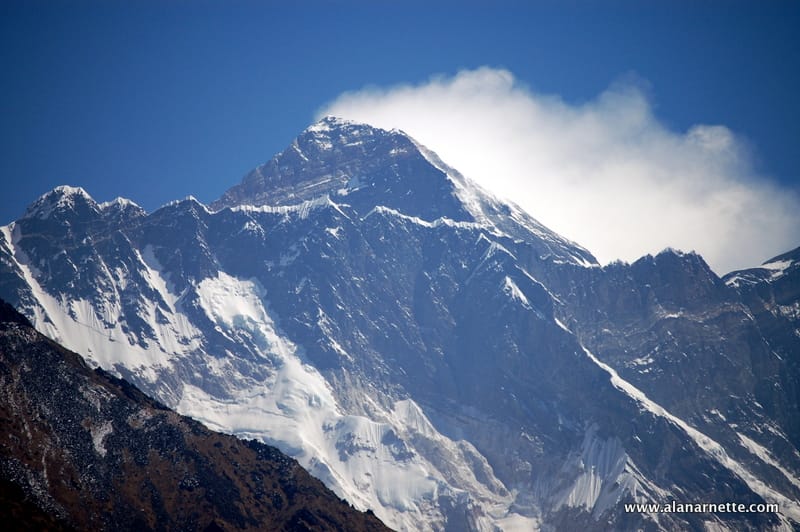 Everest 2012: Weekend Update May 20 – Summits! – Death Update 3