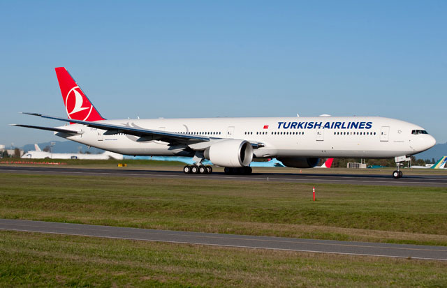 トルコ航空、777-300ERを15機発注コミットメント