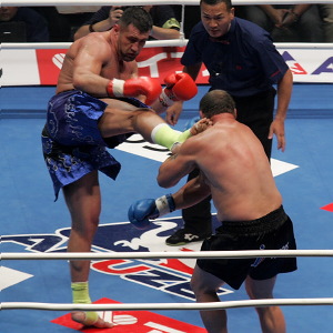 レポ＆写真) [K-1 WGP] 9.25 武道館：バンナ＆イグ、まさかの初戦敗退