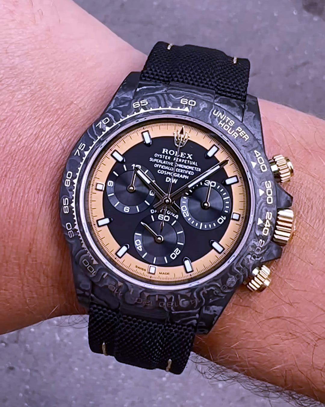 Buy Carbon Rolex DiW Daytona CREAM INVERT GOLD Online | WORLDTIMER