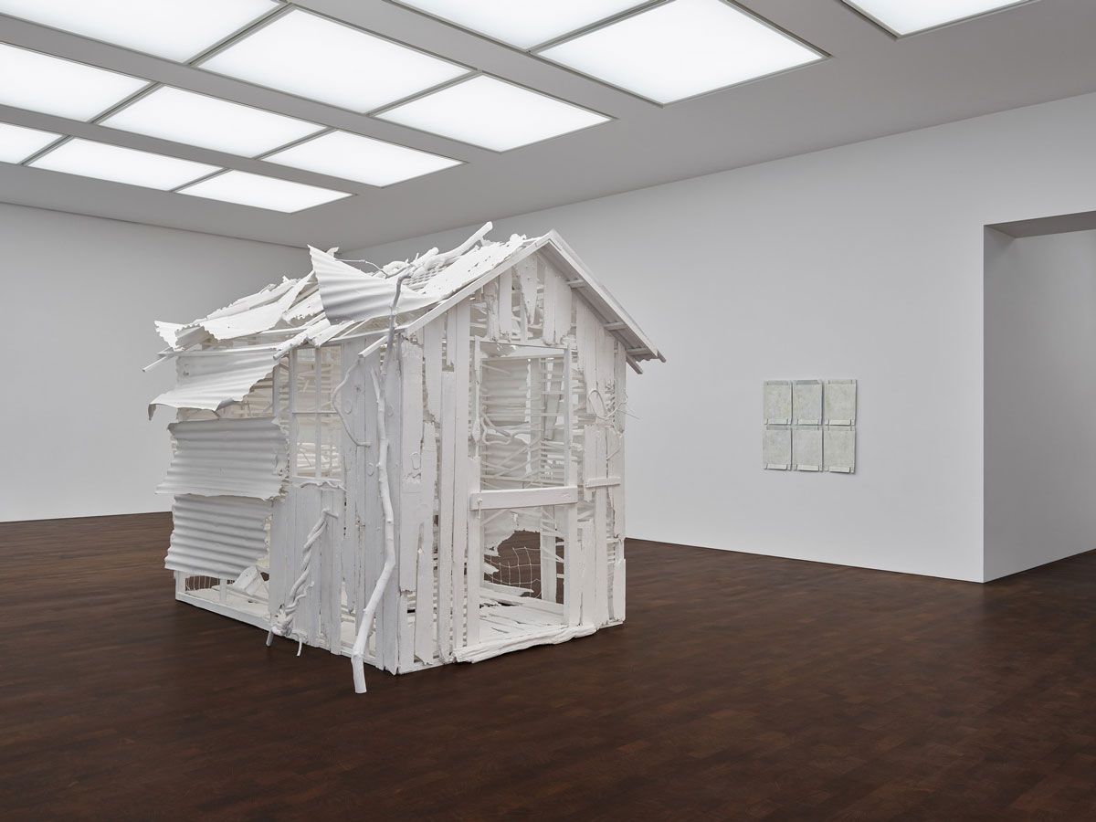 ART-PRESENTATION: Rachel Whiteread-Internal Objects