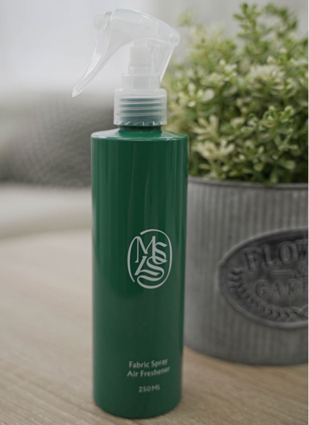 明星花露水推出副品牌MSLS， 開啟家居香氛新篇章