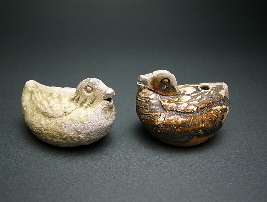 長谷雄堂 - 古瀬戸水滴 二種 | 古美術品専門サイト fufufufu.com