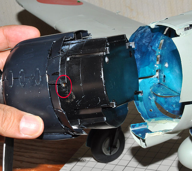 週刊零戦をつくる」プロペラ+エンジンサウンドシステムのスイッチ移設