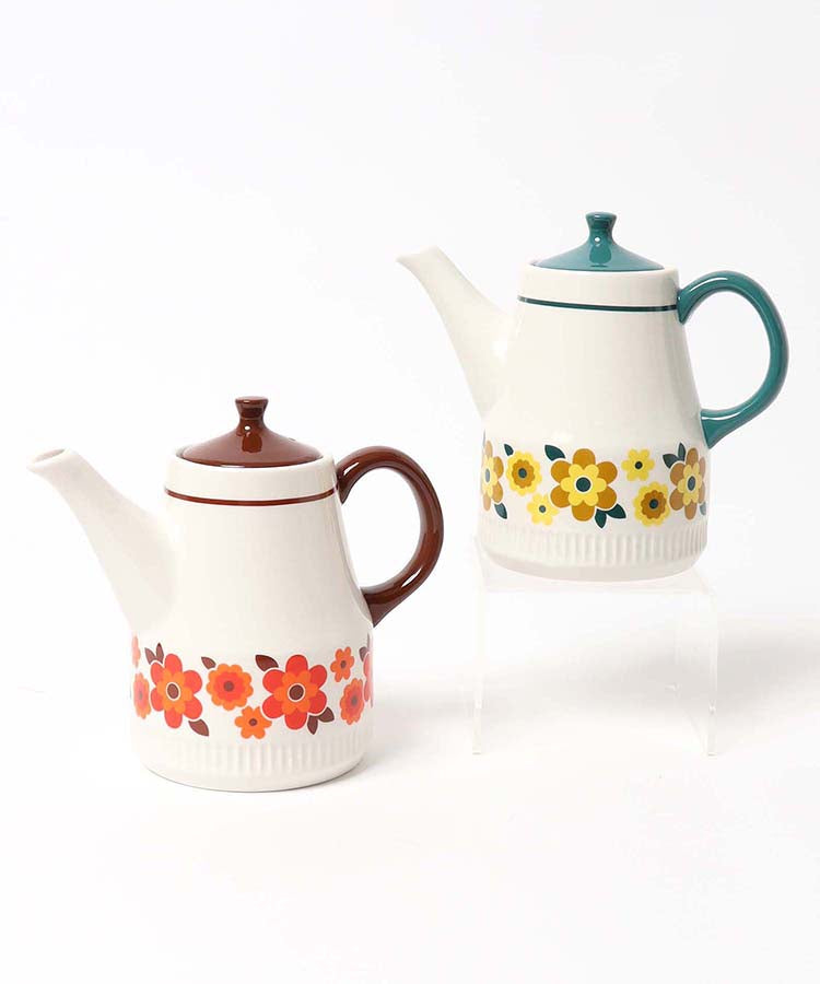 ユニークなデザインの陶器ティーポット . 新しいコレクション ユニーク