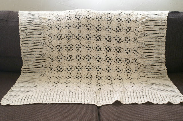 クロシェトップクロス 90×90 手編みレース マルチカバー – Heartful