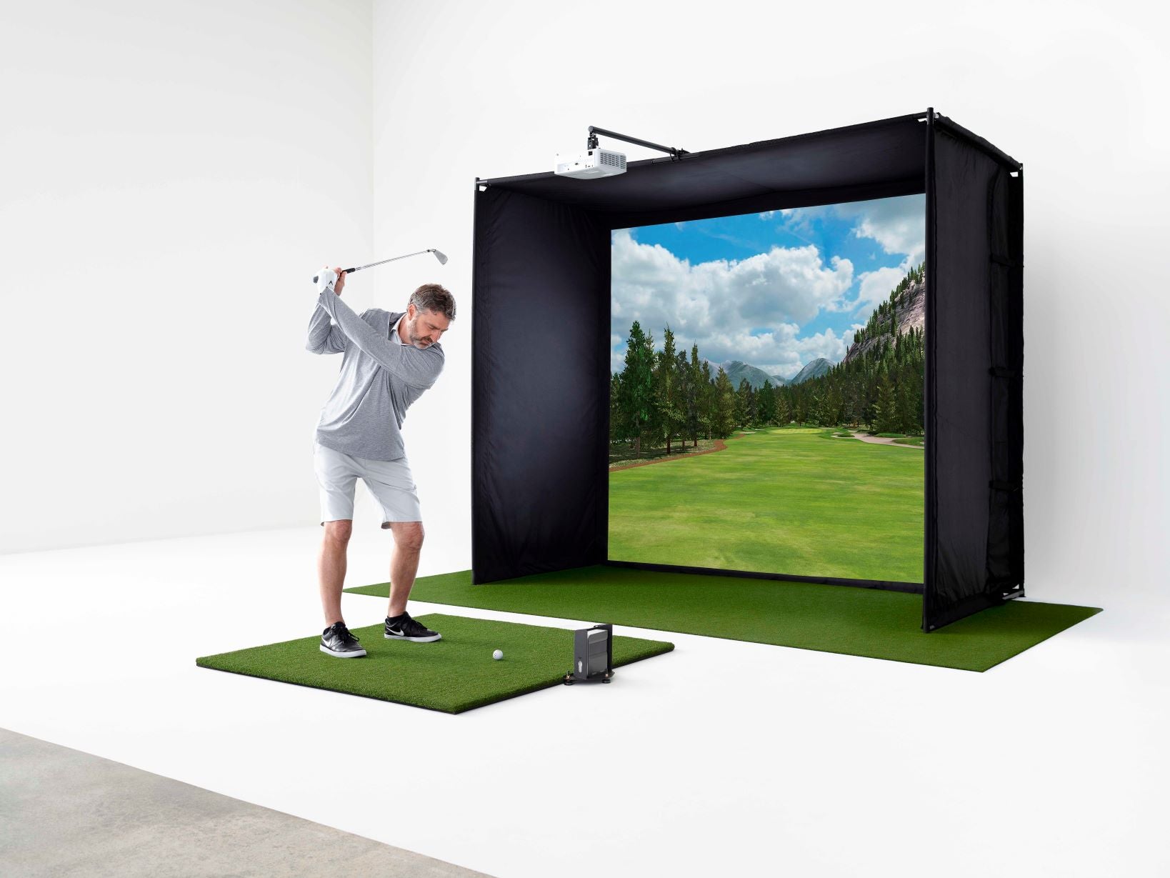 Skytrak Starter Practice Bundle - Pro Simulator Experience – 24/7 Golf