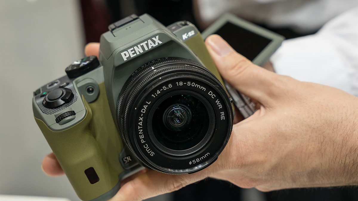 CP+ 2015: Hands-on with new Pentax K-S2: DPReview | Photography
