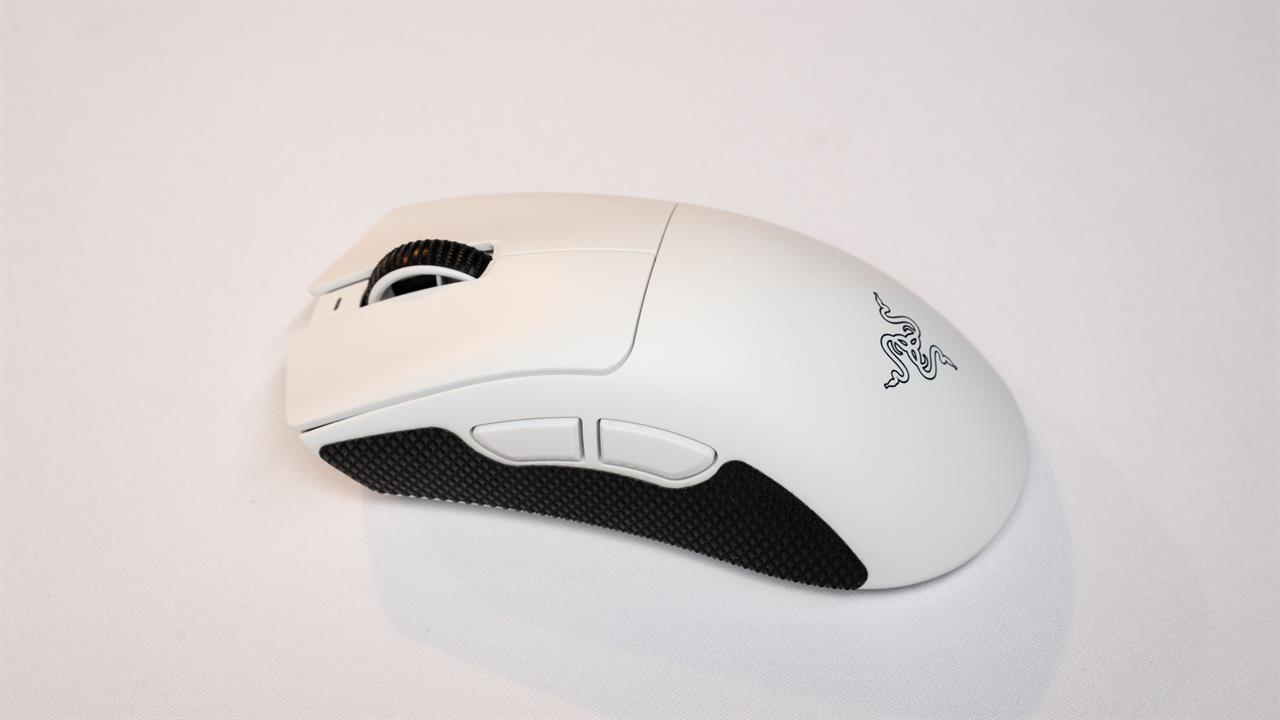 Hands On with Razer's New Deathadder V4 Pro