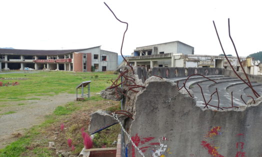 坂本遼（1959年）『きょうも生きて』||| – ||||| YAMADA,Toshiyuki |||