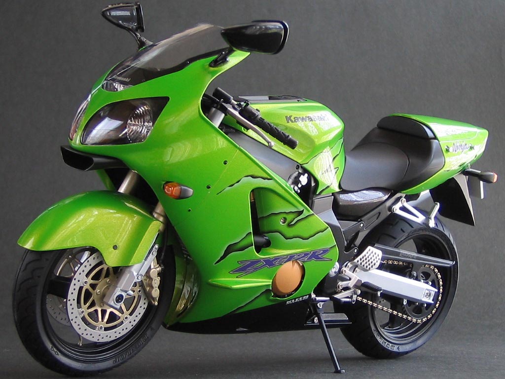 タミヤ 1/12「カワサキ ニンジャZX-12R」プラモデル制作記＆完成写真