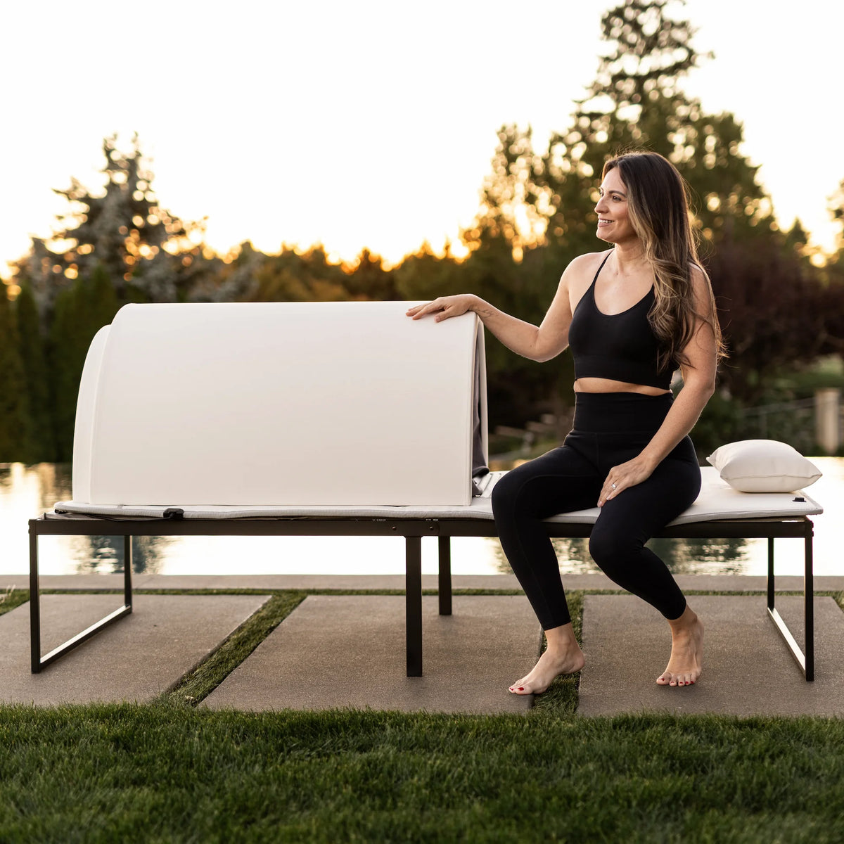 ミオです！ DOME SAUNA ホワイト Ultimate Sauna Dome