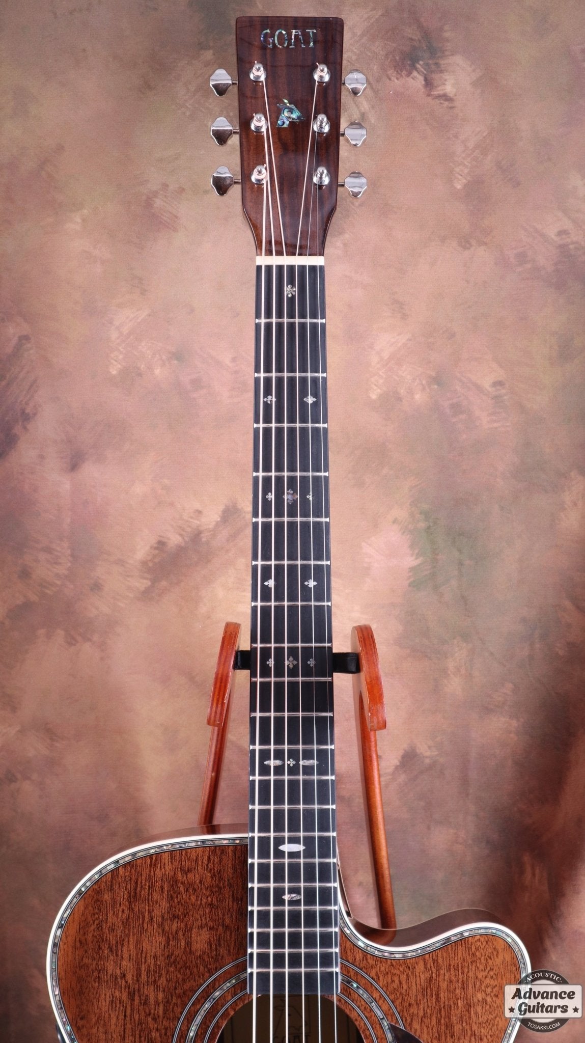 GA01RM アンプ不要！エフェクター内蔵ギター♬