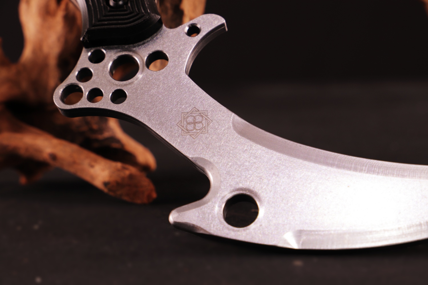 特殊部隊向け装備品通販サイト｜田村装備開発