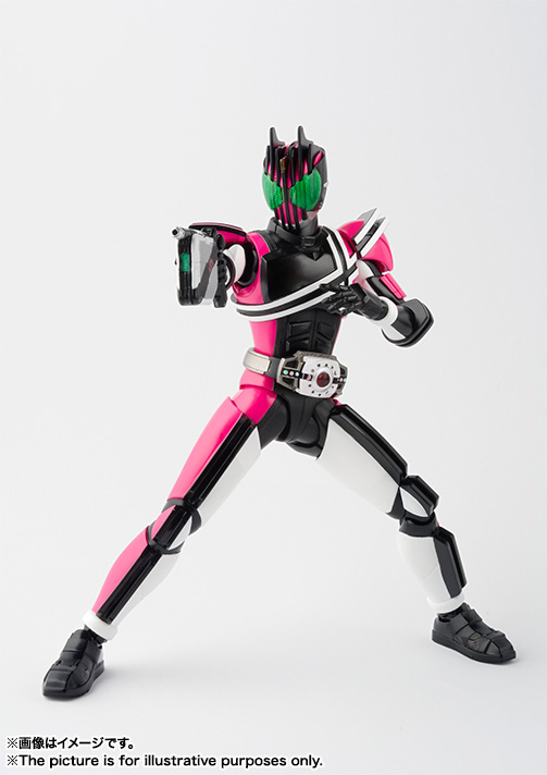 S.H.Figuarts（真骨彫製法） 仮面ライダーディケイド│株式会社BANDAI
