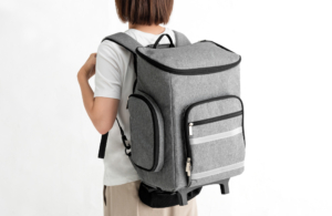 □＜リリース＞『キャリー付き防災リュック』を発売 | タンスのゲン