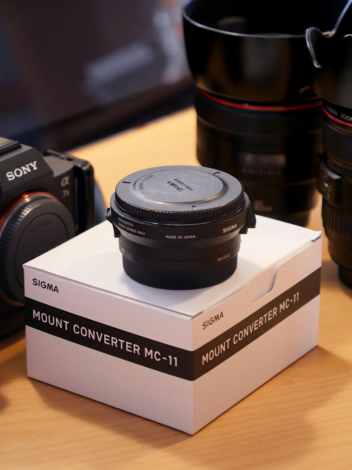 SIGMA MC-11 レンズマウント変換アダプタ ： Canon EFレンズ × Sony α