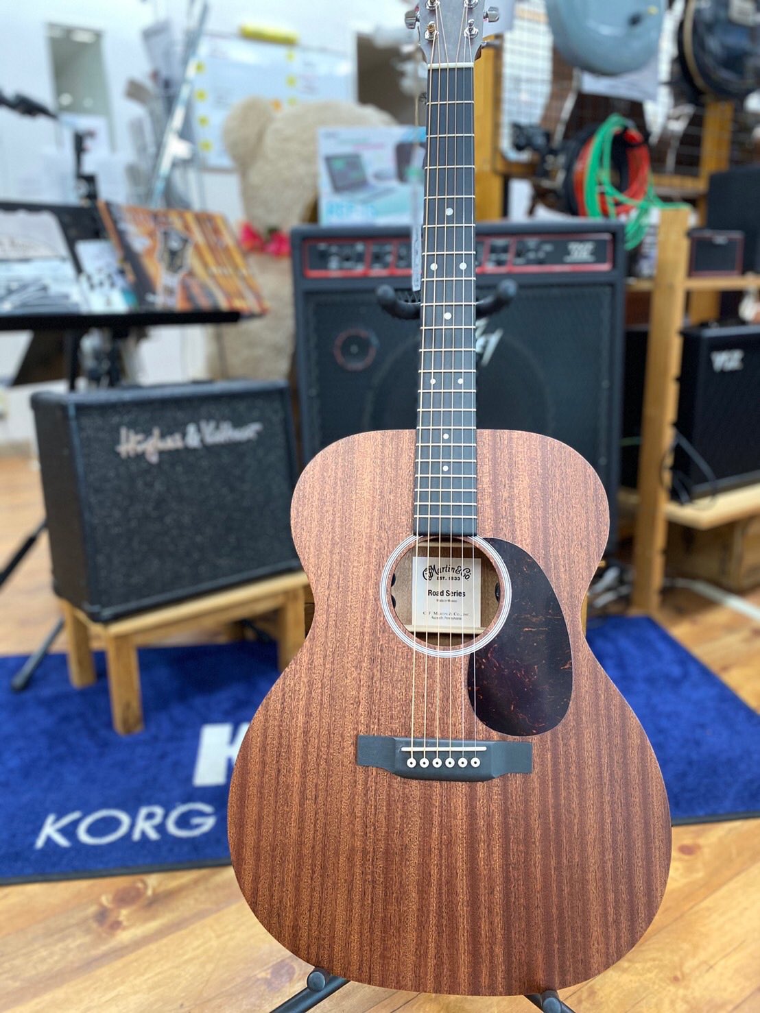 Martin OOO-10E | 天理楽器