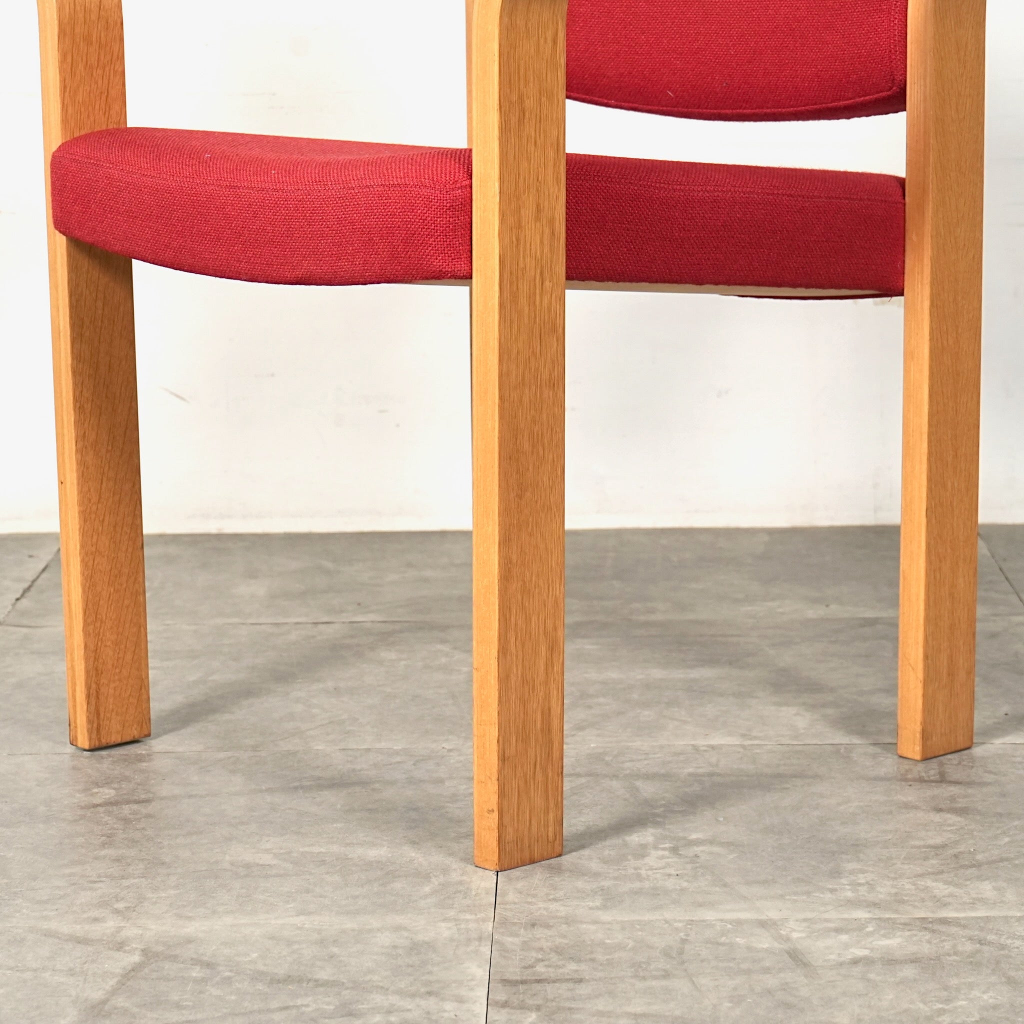 Magnus Olesen】ヴィンテージ アームチェア – TIME HYPE