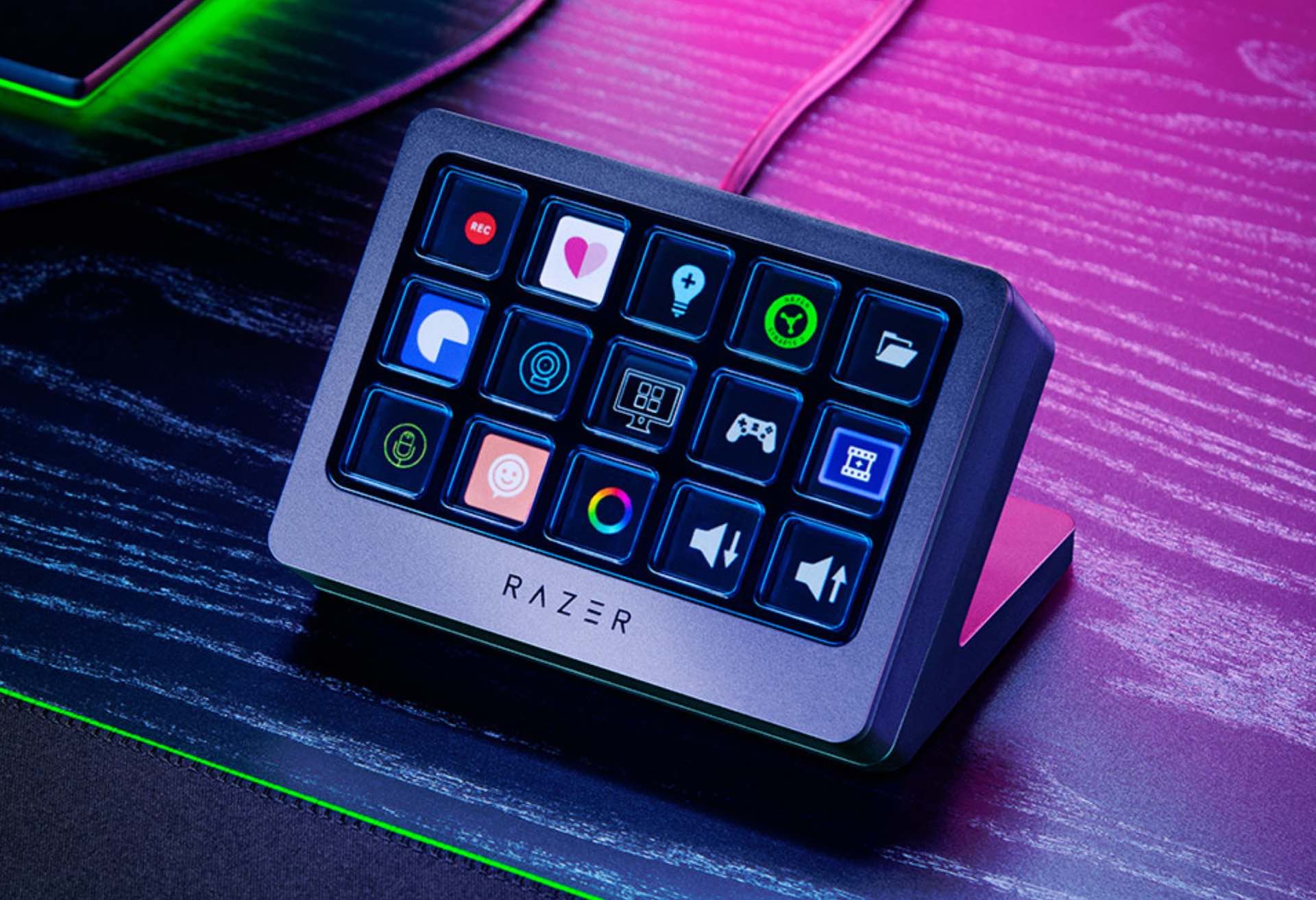 Razer “Stream Controller X” Macro Keypad — Tools and Toys