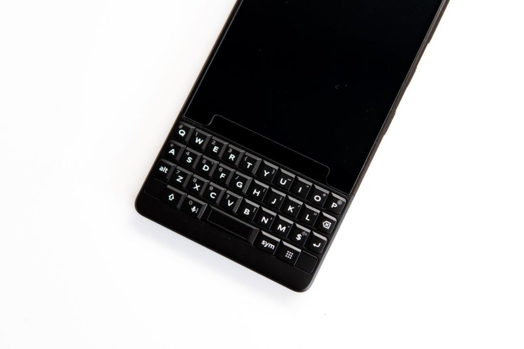 BlackBerry KEY2購入レビュー。1日使った感想とか便利なアプリ