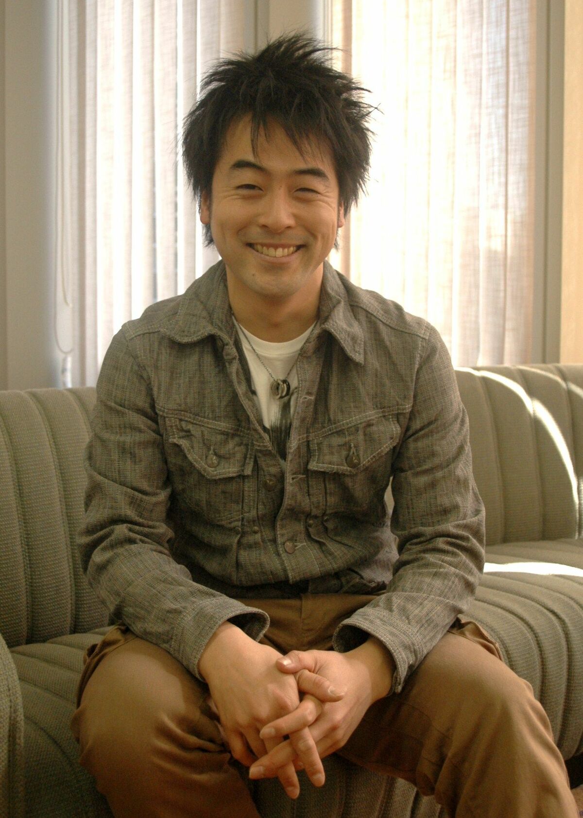 俳優・歌手の今井ゆうぞうさん、舞台表現の基礎は阿波踊り ※2013年2月