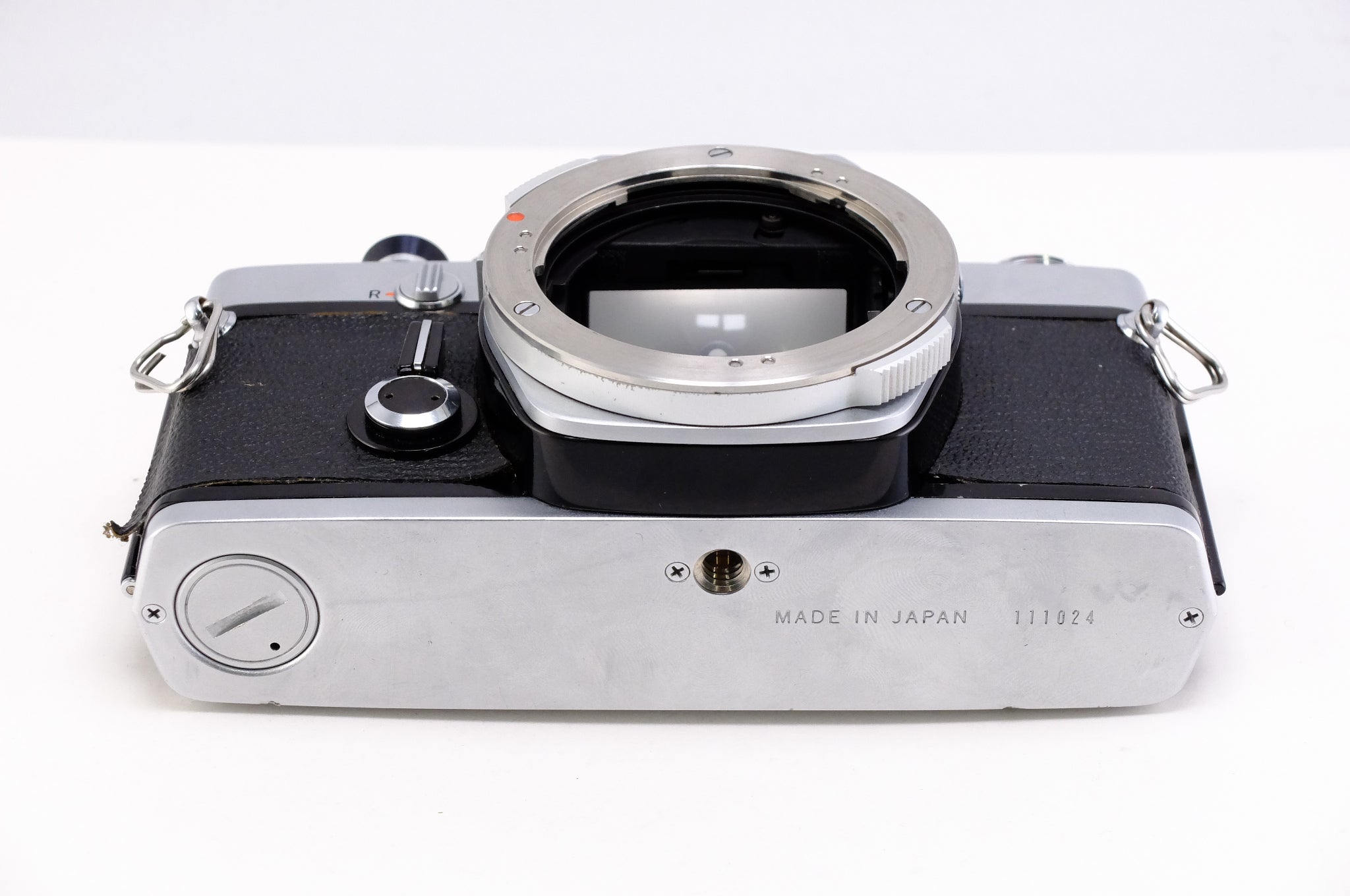 OLYMPUS M-1 シルバー 35mm一眼レフフィルムカメラ 訳アリ品 – 東京CAMERA