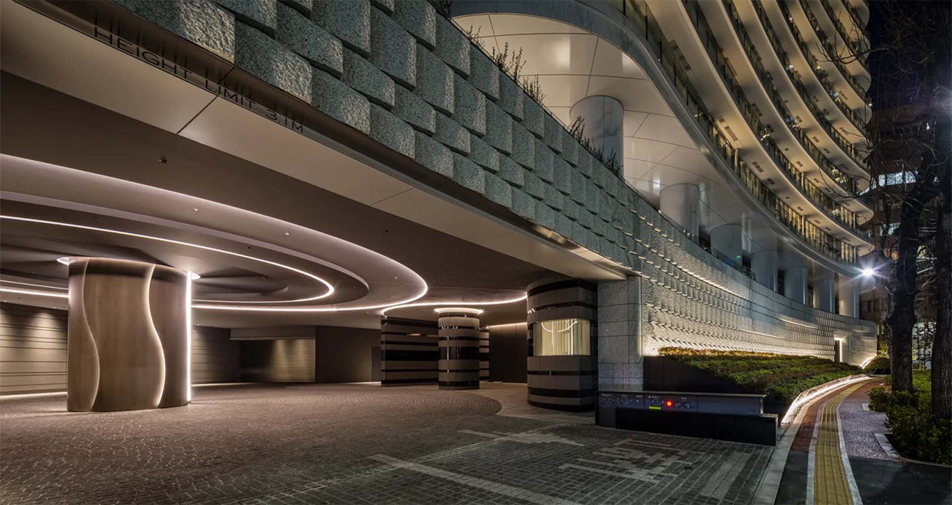 Park Court Aoyama The Tower | Tokyo Portfolio