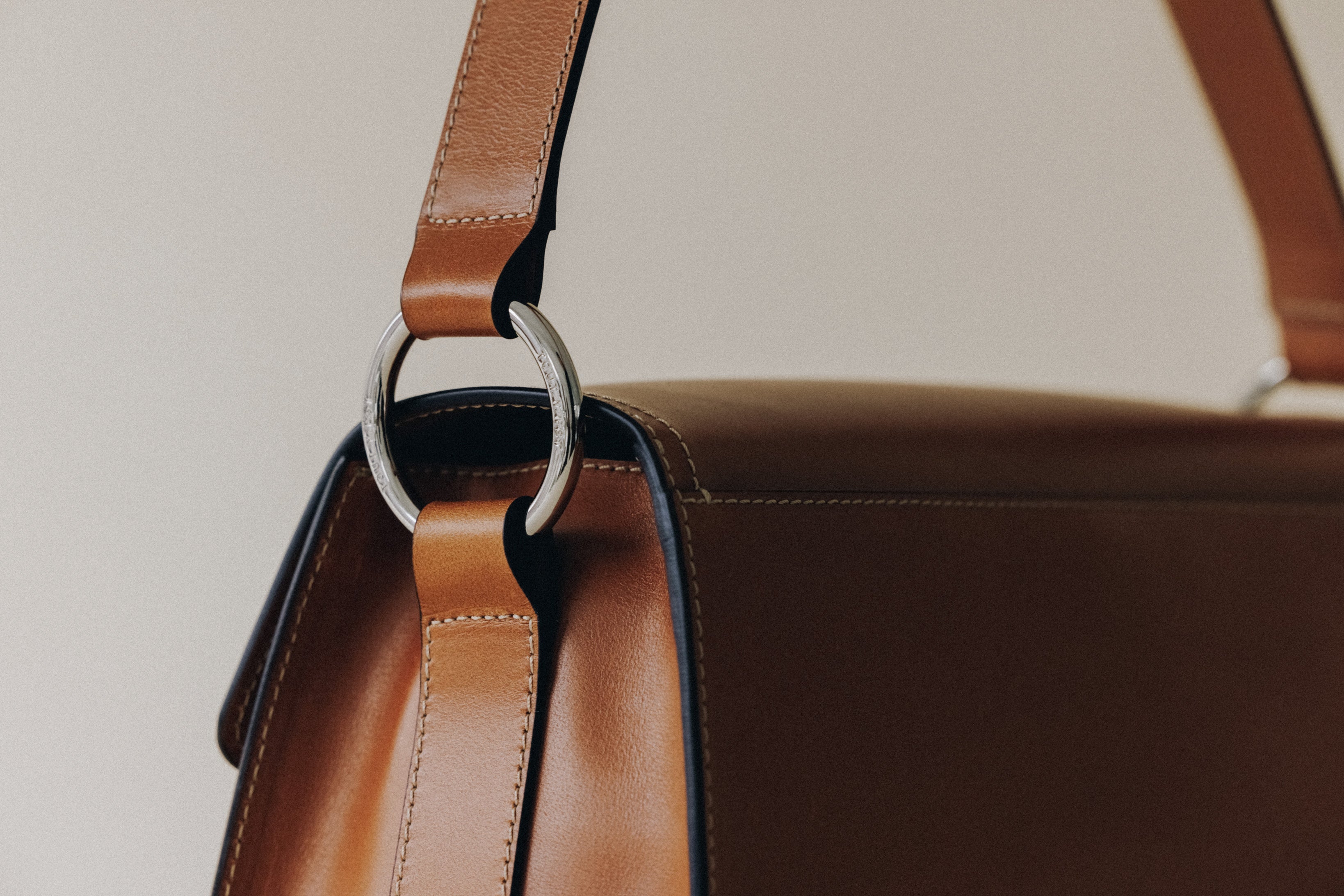 SAC POULIE TAN – TOUT Y EST JP