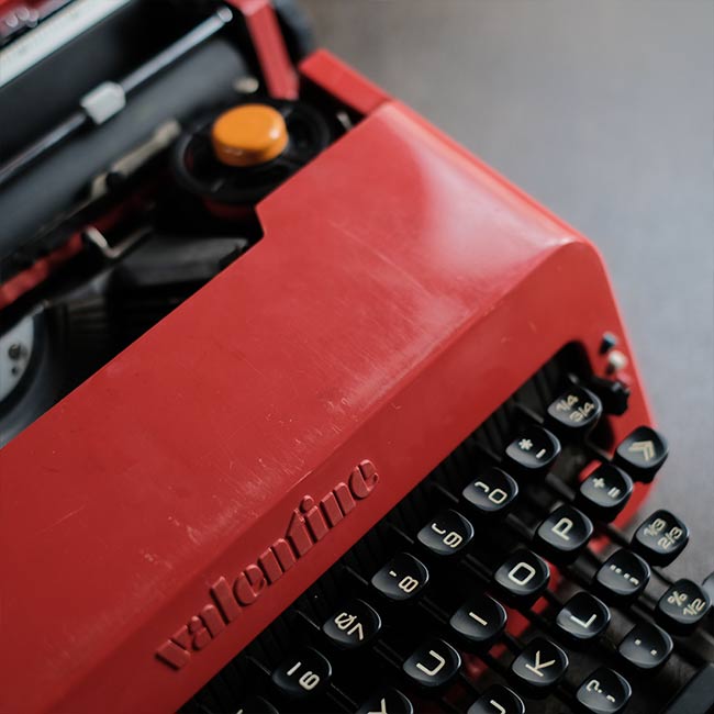 OLIVETTI Valentine タイプライター インクリボン交換済み – zakka