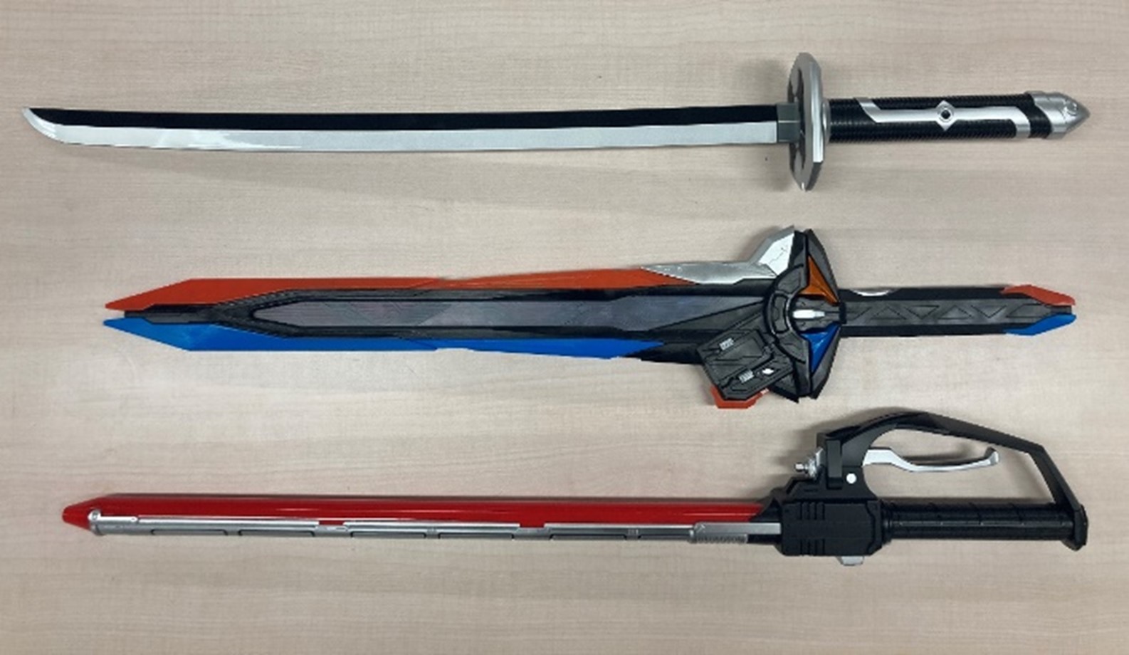 コマンドツインバックルとレイジングソードがPREMIUM DXで登場！開発