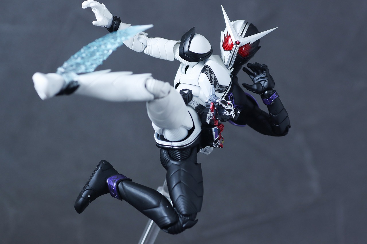 S.H.フィギュアーツ新作！仮面ライダーW サイクロンスカルが真骨彫製法