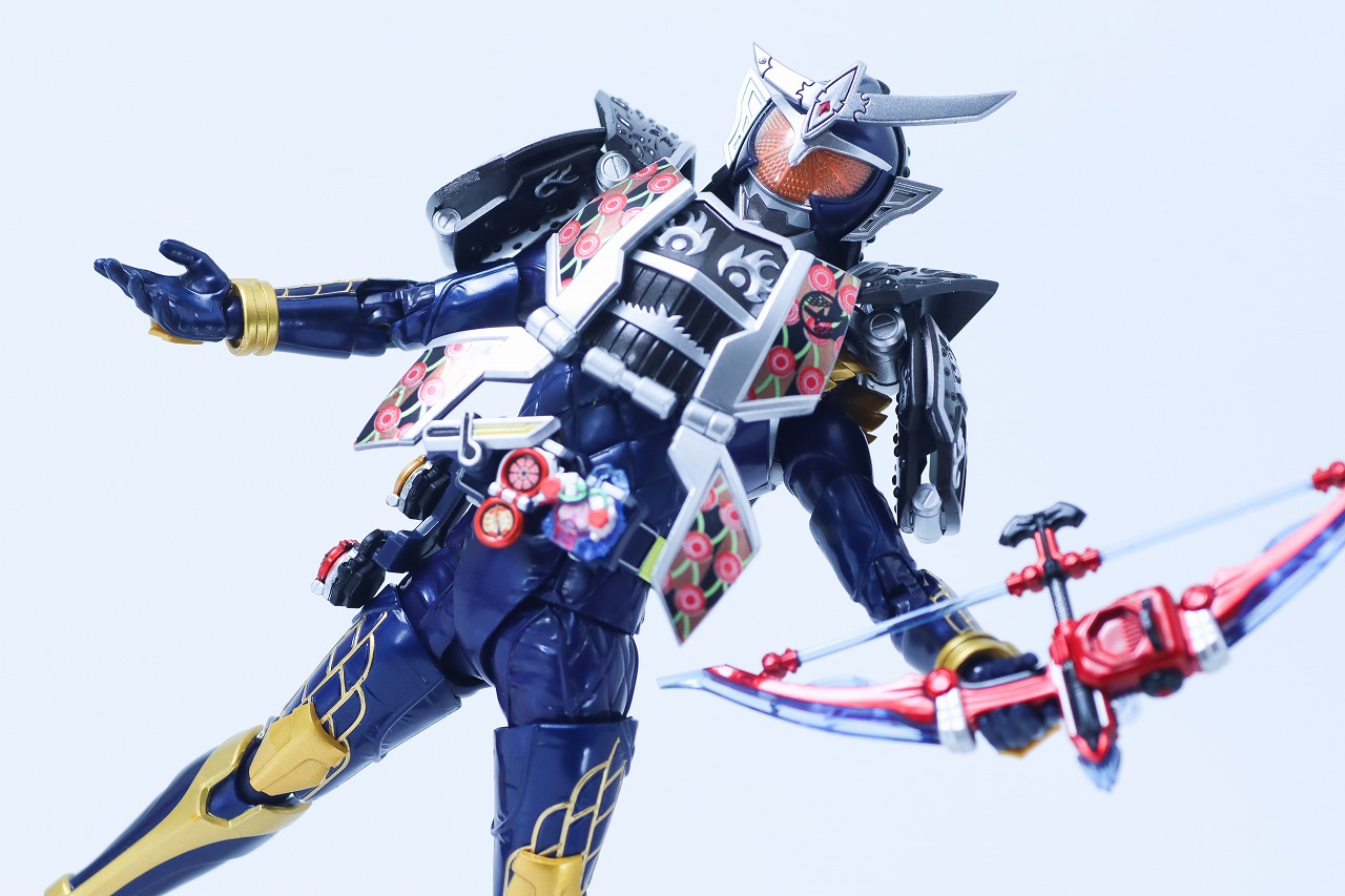 S.H.フィギュアーツ 真骨彫製法 仮面ライダー鎧武 ジンバーレモン