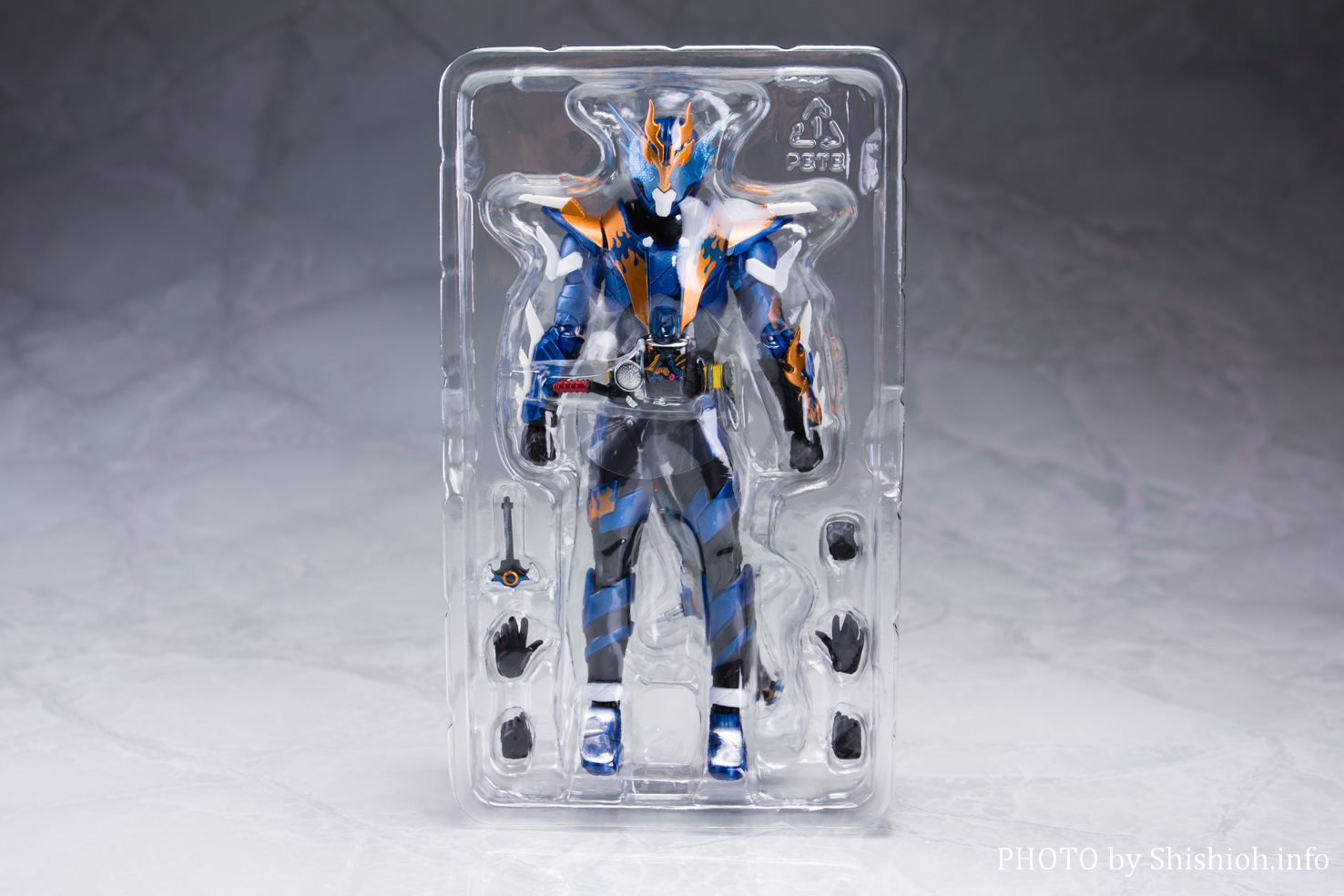 レビュー】S.H.Figuarts 仮面ライダークローズ