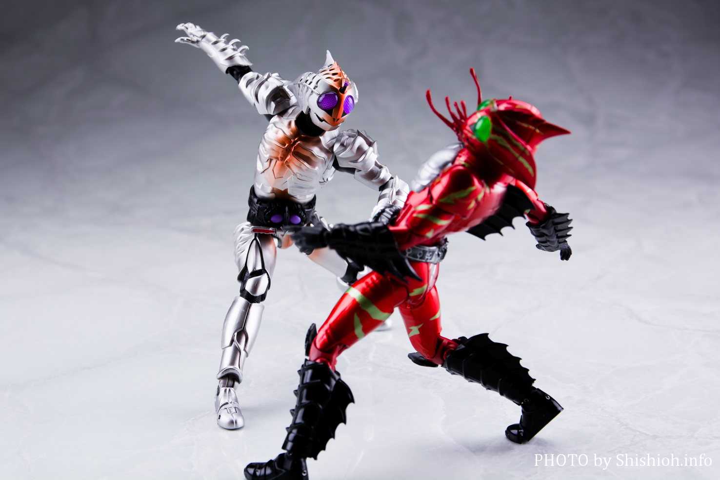 レビュー】S.H.Figuarts 仮面ライダーアマゾンシグマ