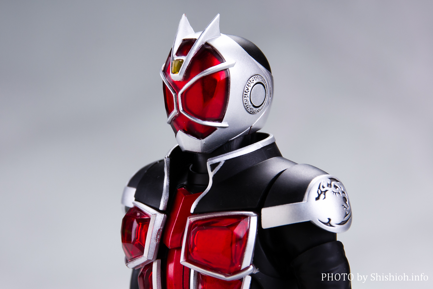レビュー】 S.H.Figuarts（真骨彫製法） 仮面ライダーウィザード