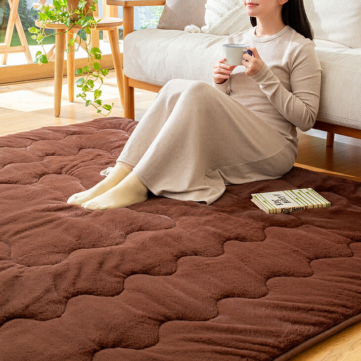 楽天市場】7層構造ぽかぽか蓄熱ラグ 190×240cm ラグ おしゃれ