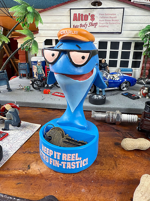 楽天市場】チャーリー・ザ・ツナ メッセージ レジントレイ ポリレジン