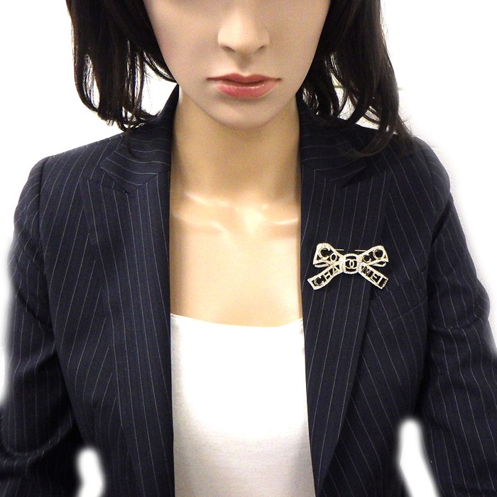 楽天市場】【最大3万円OFFクーポン配布中】 シャネル CHANEL ブローチ