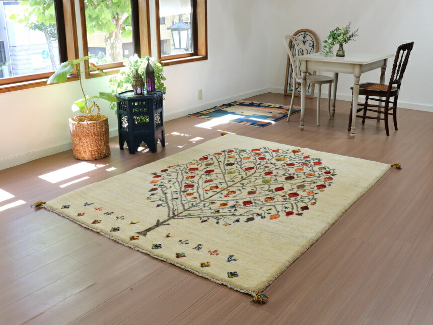 楽天市場】ギャッベ イラン製 カシュガイ族手織り 200×155cm